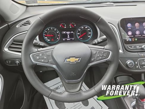 Used 2022 Chevrolet Malibu RS FWD image 9