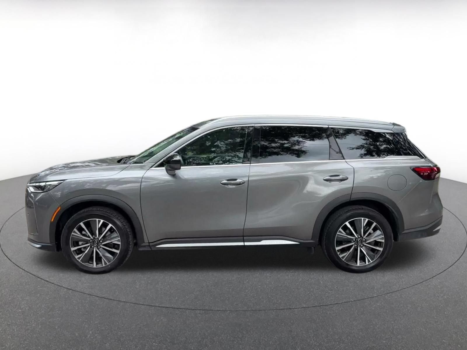 Used 2026 INFINITI QX60 Luxe FWD image 8