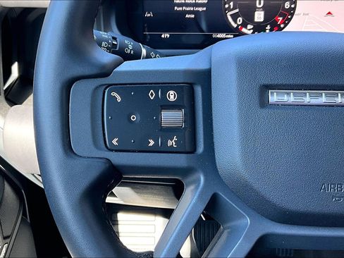 Used 2025 Land Rover Defender 110 X-Dynamic SE AWD/4WD image 16