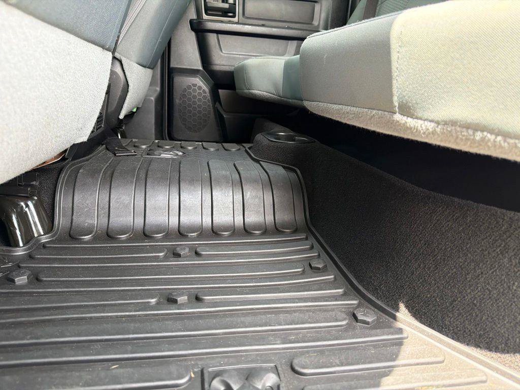 Used 2018 RAM 2500 Tradesman w/ Chrome Appearance Group AWD/4WD image 18