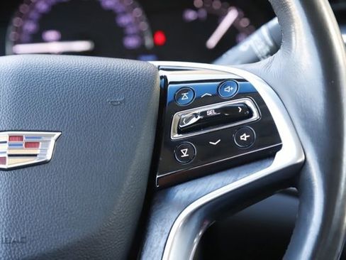 Used 2019 Cadillac XTS Luxury w/ Driver Awareness Package image 18