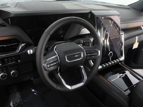 New 2026 GMC Yukon XL Denali w/ Sun & Power Step Package image 10