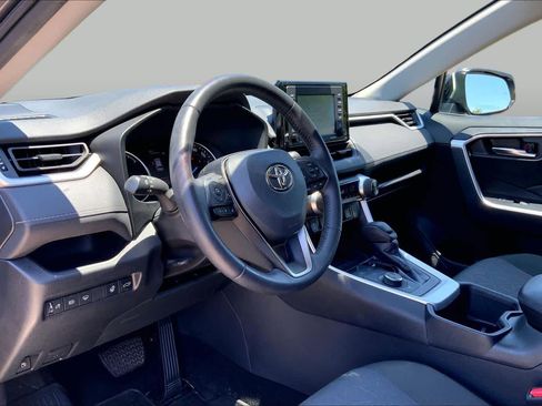 Used 2022 Toyota RAV4 XLE w/ Convenience Package AWD/4WD image 18
