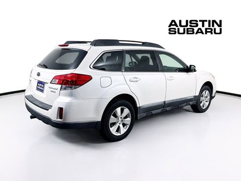 Used 2010 Subaru Outback 3.6R Limited AWD/4WD image 7