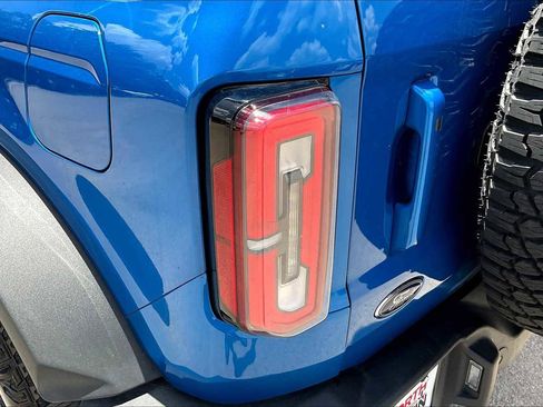 Used 2022 Ford Bronco Outer Banks w/ Sasquatch Package image 27