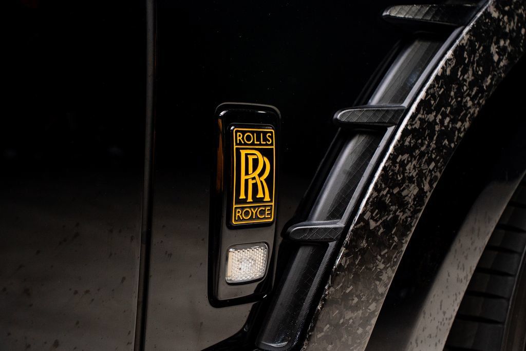 Used 2025 Rolls-Royce Cullinan AWD/4WD image 22