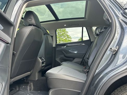 New 2026 Volkswagen Tiguan SE AWD/4WD image 13