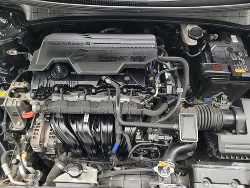 Used 2023 Hyundai Elantra SEL w/ Convenience Package FWD image 30