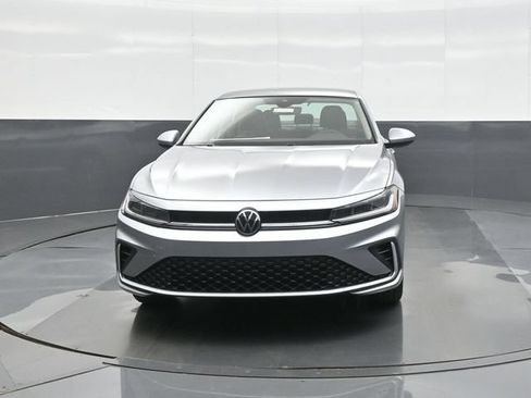 New 2026 Volkswagen Jetta SE FWD image 2