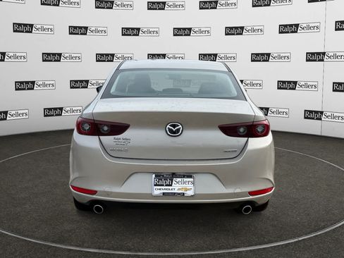 Used 2025 MAZDA MAZDA3 s FWD image 5