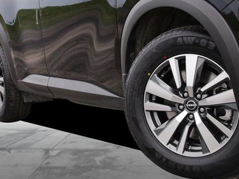 Certified 2025 Nissan Pathfinder SL AWD/4WD image 3