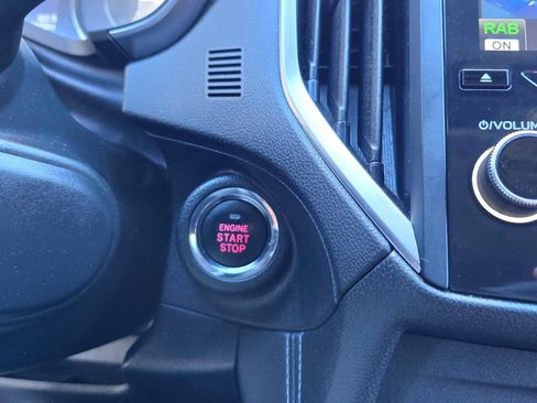 Used 2017 Subaru Impreza 2.0i Limited image 29