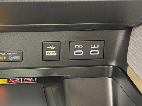 Used 2026 Toyota Camry SE w/ Convenience Package AWD/4WD image 17