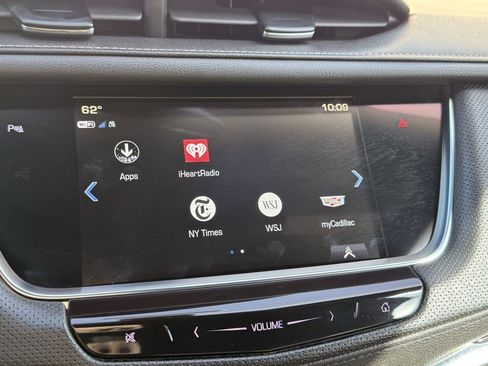 Used 2018 Cadillac XT5 Luxury image 11