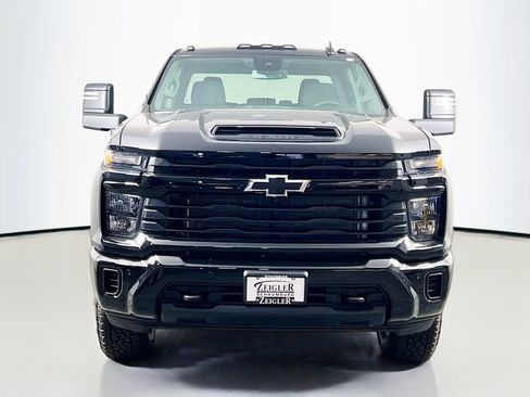 New 2026 Chevrolet Silverado 2500 Custom w/ Custom Value Package image 2