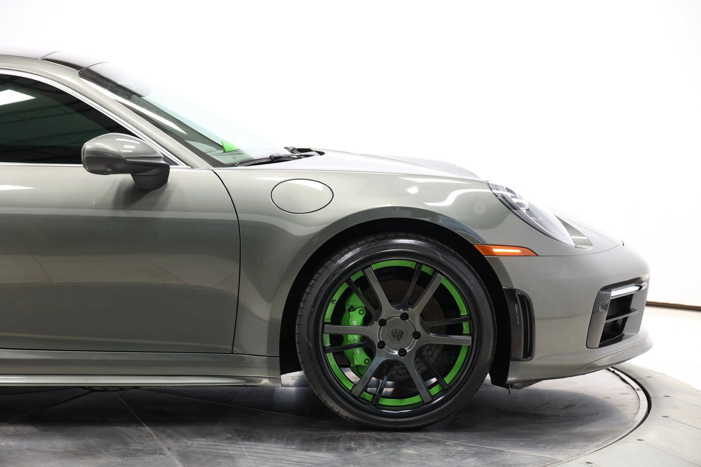 Used 2020 Porsche 911 Carrera 4S AWD/4WD image 73