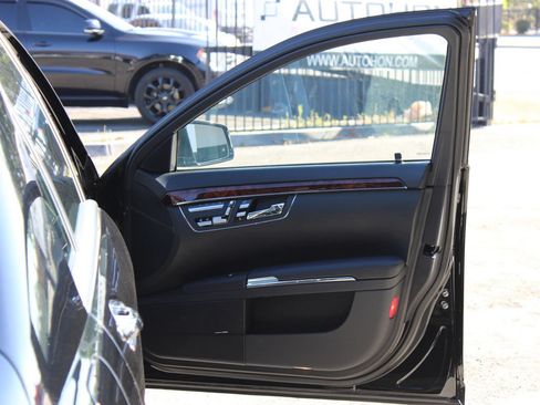 Used 2013 Mercedes-Benz S 550 w/ Sport Pkg Plus One image 2