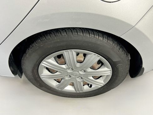 Used 2023 Kia Rio S FWD image 28