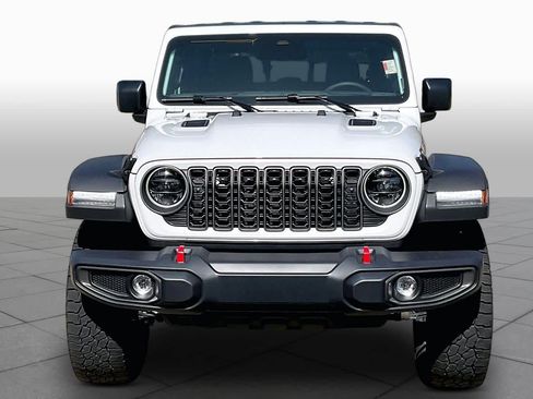 Used 2026 Jeep Gladiator Rubicon AWD/4WD image 4