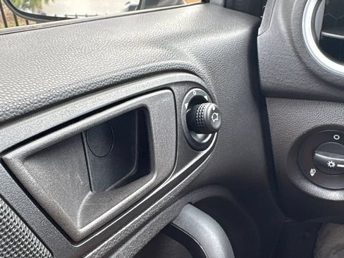 Used 2019 Ford Fiesta SE w/ Equipment Group 201A FWD image 15