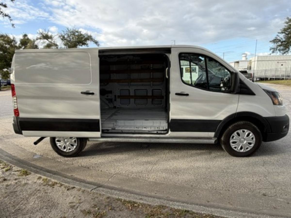 Used 2024 Ford Transit 250 Low Roof w/ Exterior Upgrade Package RWD image 17