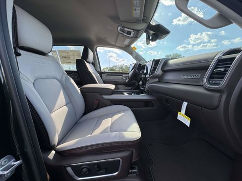 New 2026 RAM 1500 Laramie w/ Chrome Appearance Group AWD/4WD image 15