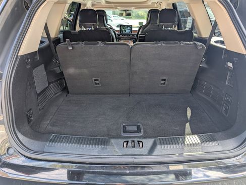 Used 2020 Lincoln Aviator Reserve w/ Equipment Group 201A image 33