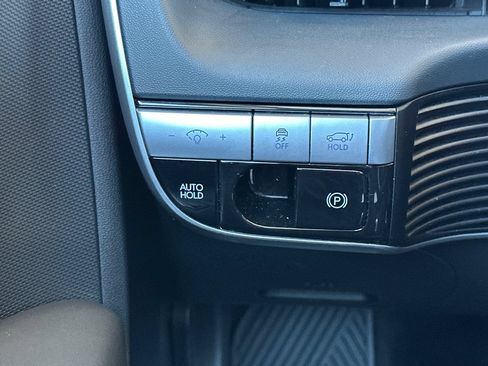 Used 2024 Hyundai Ioniq 5 SEL RWD image 30
