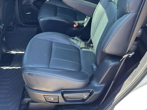 Used 2020 Subaru Ascent Limited w/ Technology Package AWD/4WD image 15