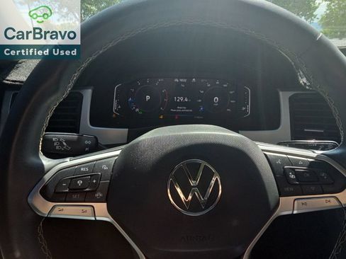 Used 2023 Volkswagen Atlas SE w/ Panoramic Sunroof Package AWD/4WD image 18