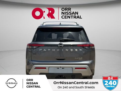 Used 2025 Nissan Pathfinder Platinum AWD/4WD image 6