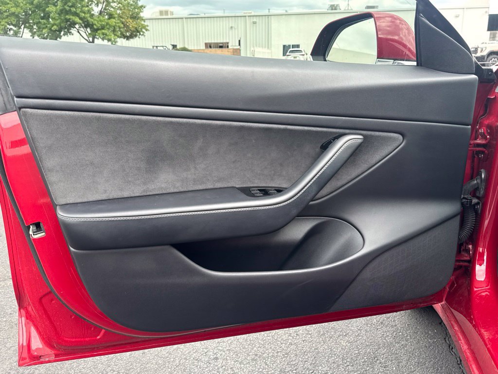 Used 2019 Tesla Model 3 Standard Range Plus RWD image 11
