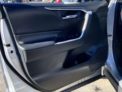 Certified 2024 Toyota RAV4 XLE image 20