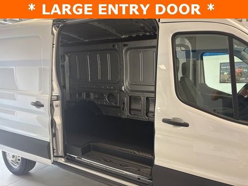 New 2025 Ford Transit 250 148 Medium Roof Extended AWD image 23