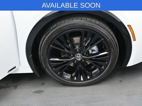 Used 2026 Toyota Prius AWD image 34