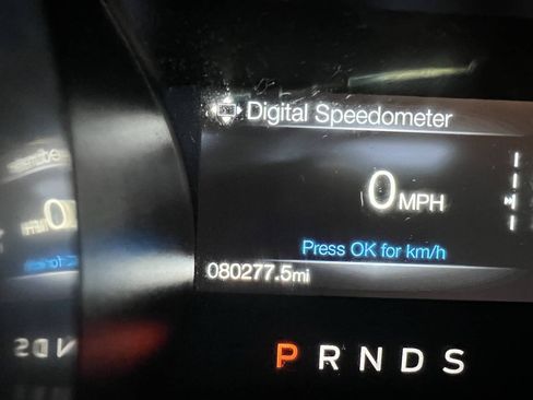 Used 2021 Ford Mustang Premium RWD image 27