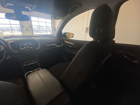 Used 2019 GMC Terrain SLE FWD image 3