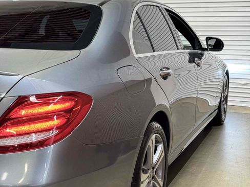 Used 2020 Mercedes-Benz E 350 Sedan image 35