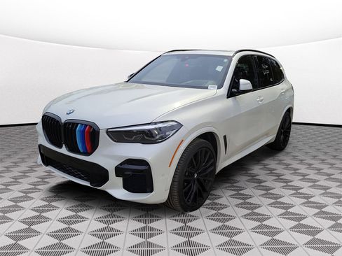 Used 2022 BMW X5 sDrive40i w/ M Sport Package image 3