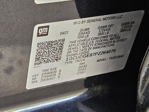 Used 2023 Chevrolet Silverado 1500 LTZ AWD/4WD image 18