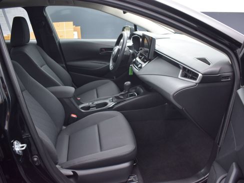Used 2024 Toyota Corolla LE FWD image 10