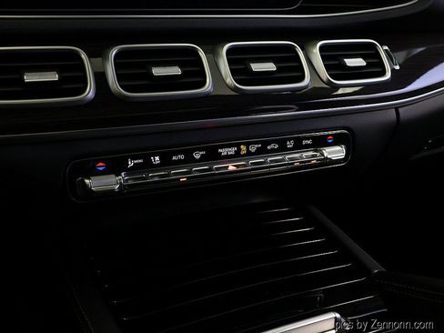 Used 2021 Mercedes-Benz GLE 350 4MATIC image 24