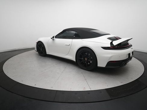 Used 2025 Porsche 911 Carrera RWD image 33