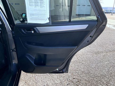 Used 2017 Subaru Outback 2.5i Premium w/ Popular Package #2 image 18