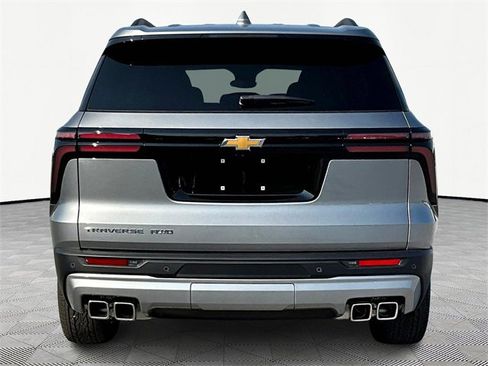 New 2025 Chevrolet Traverse LT w/ Sun and Wheel Package image 5