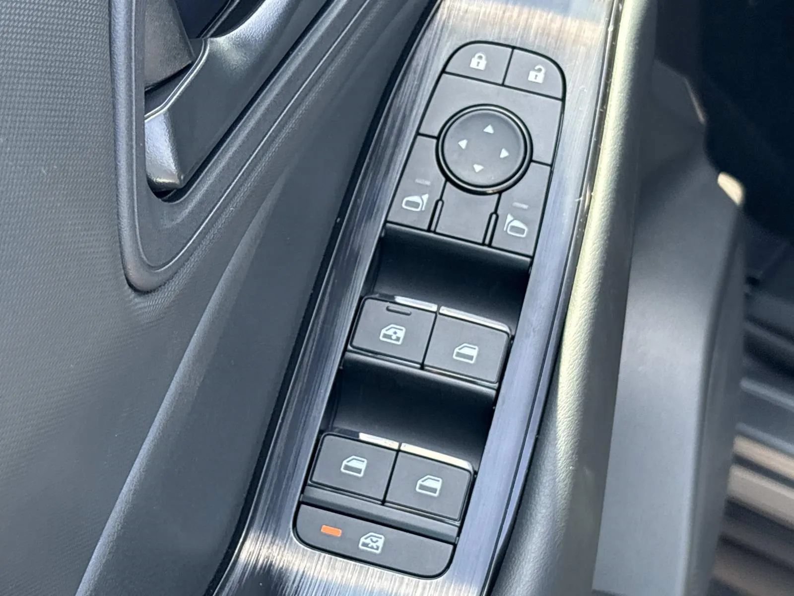 New 2026 Nissan Rogue S FWD image 21