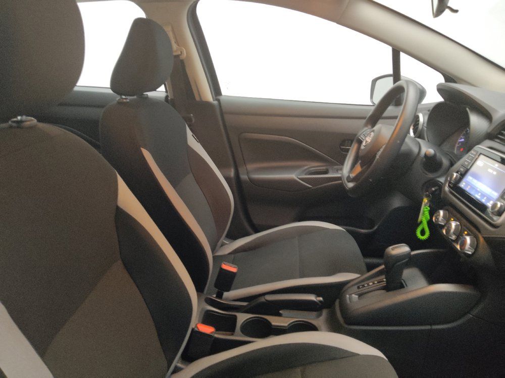 Used 2025 Nissan Versa S FWD image 21