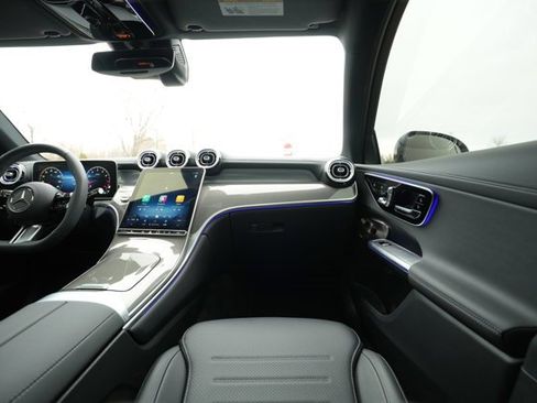 Certified 2025 Mercedes-Benz GLC 300 4MATIC image 26