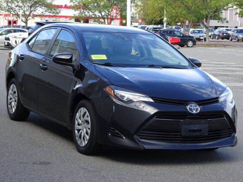 Used 2017 Toyota Corolla SE 50th Anniversary image 3