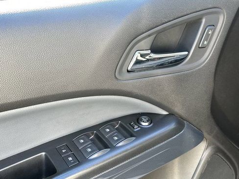 Used 2019 Chevrolet Colorado Z71 image 14